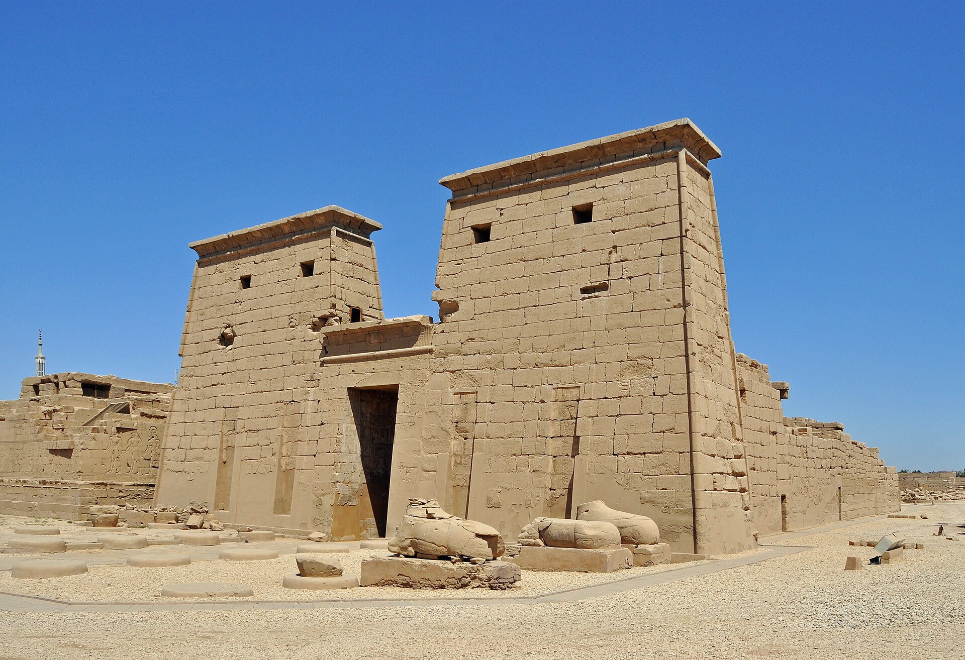 Archaeological Sites & Museums